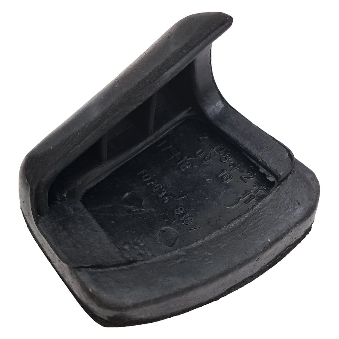 Brake Pedal Rubber Cover - Mercedes-Benz R107 / R129/ W100 / W114 / W115 / W116 / W123 / W124 / W126 / W140 / W163 / W201 / W215 / W219 (A1232910082)